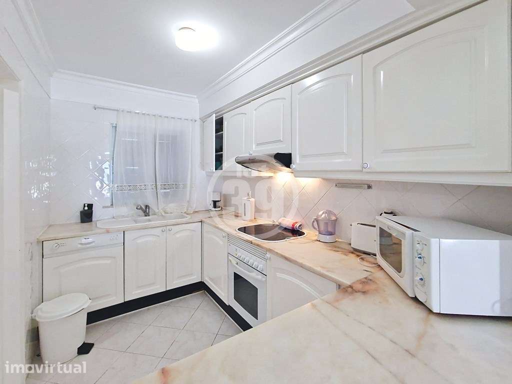 Elegante Apartamento T2 em Resort Exclusivo a Apenas 10 Minutos da ... - Grande imagem: 3/34