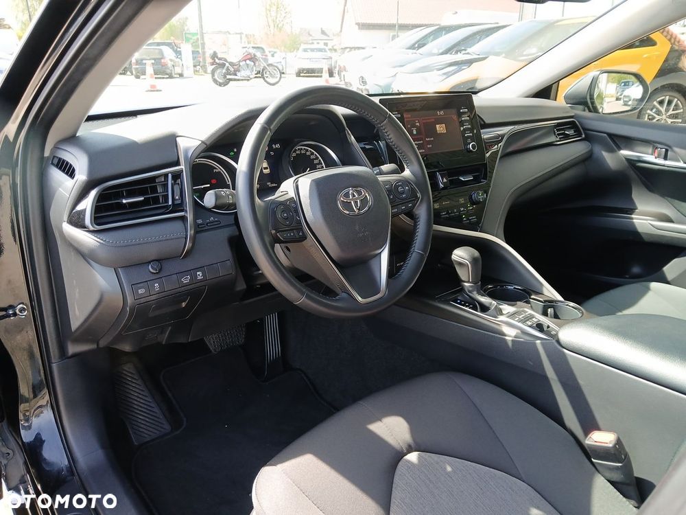 Toyota Camry 2.5 Hybrid Comfort CVT - 17