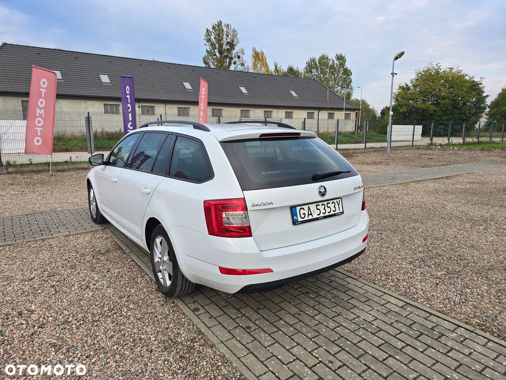 Skoda Octavia 1.4 TSI Ambition DSG - 8