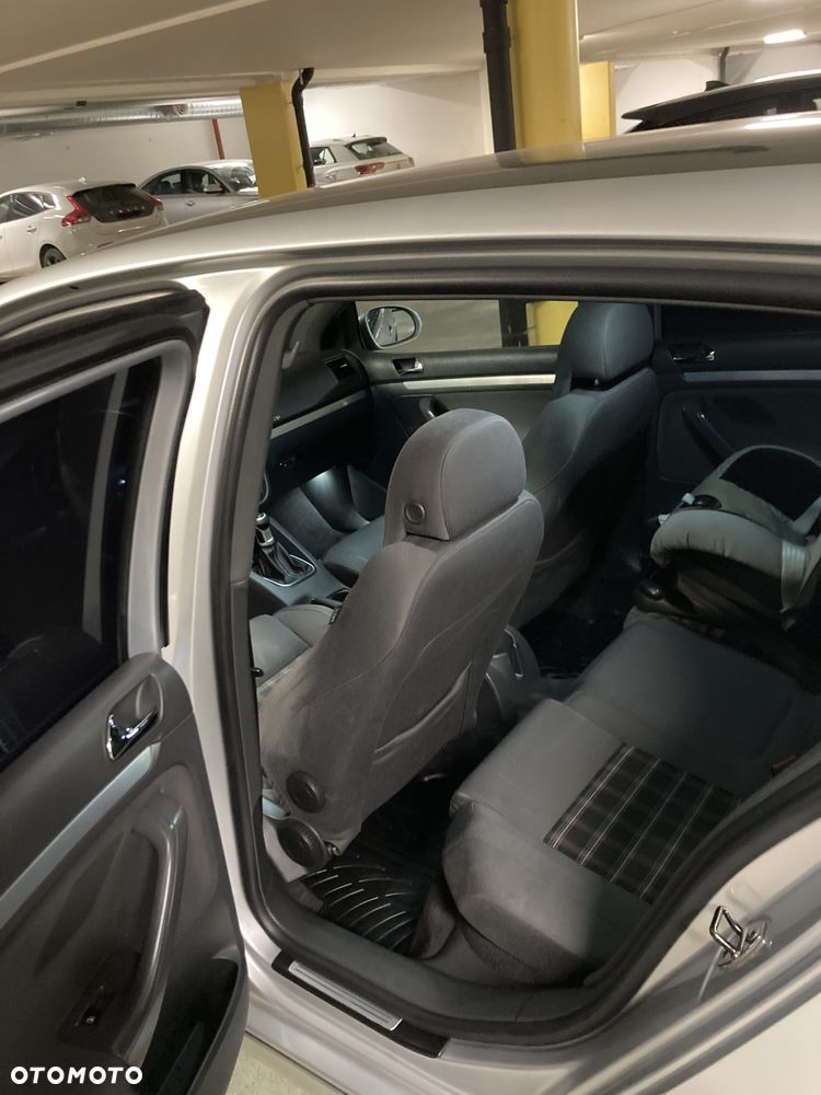 Volkswagen Golf 2.0 TSI GTI - 7