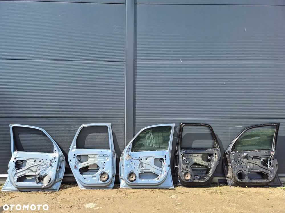 DRZWI OPEL MERIVA A - 13