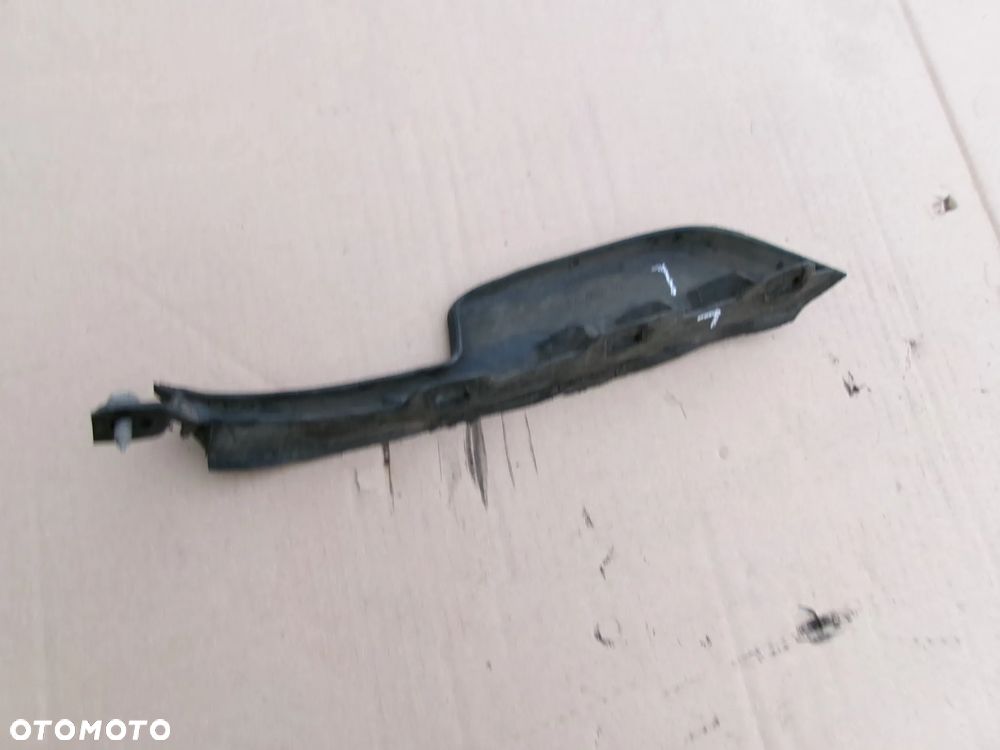 LISTWA DOLNA  ZDERZAKA HOKEJ LEWY TOYOTA AYGO II - 2