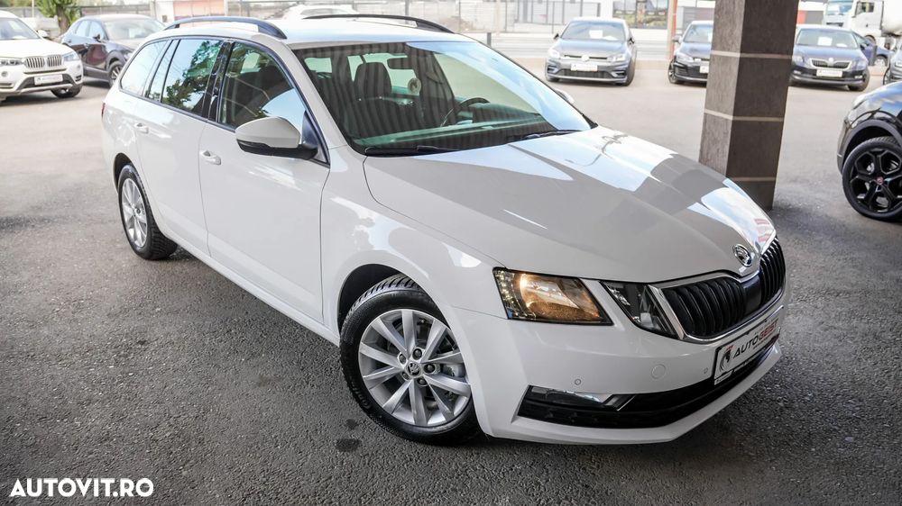 Skoda Octavia Combi Diesel 1.6 TDI DSG Ambition - 26