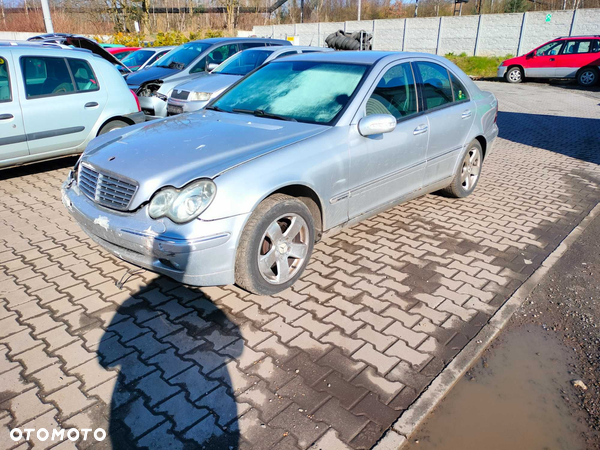 Mercedes W203 Lift 2.2 CDI OM646 744