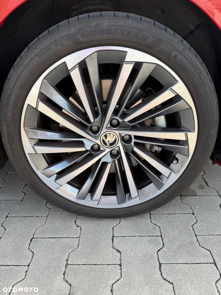 Skoda Superb 2.0 TSI 4x4 L&K DSG - 18