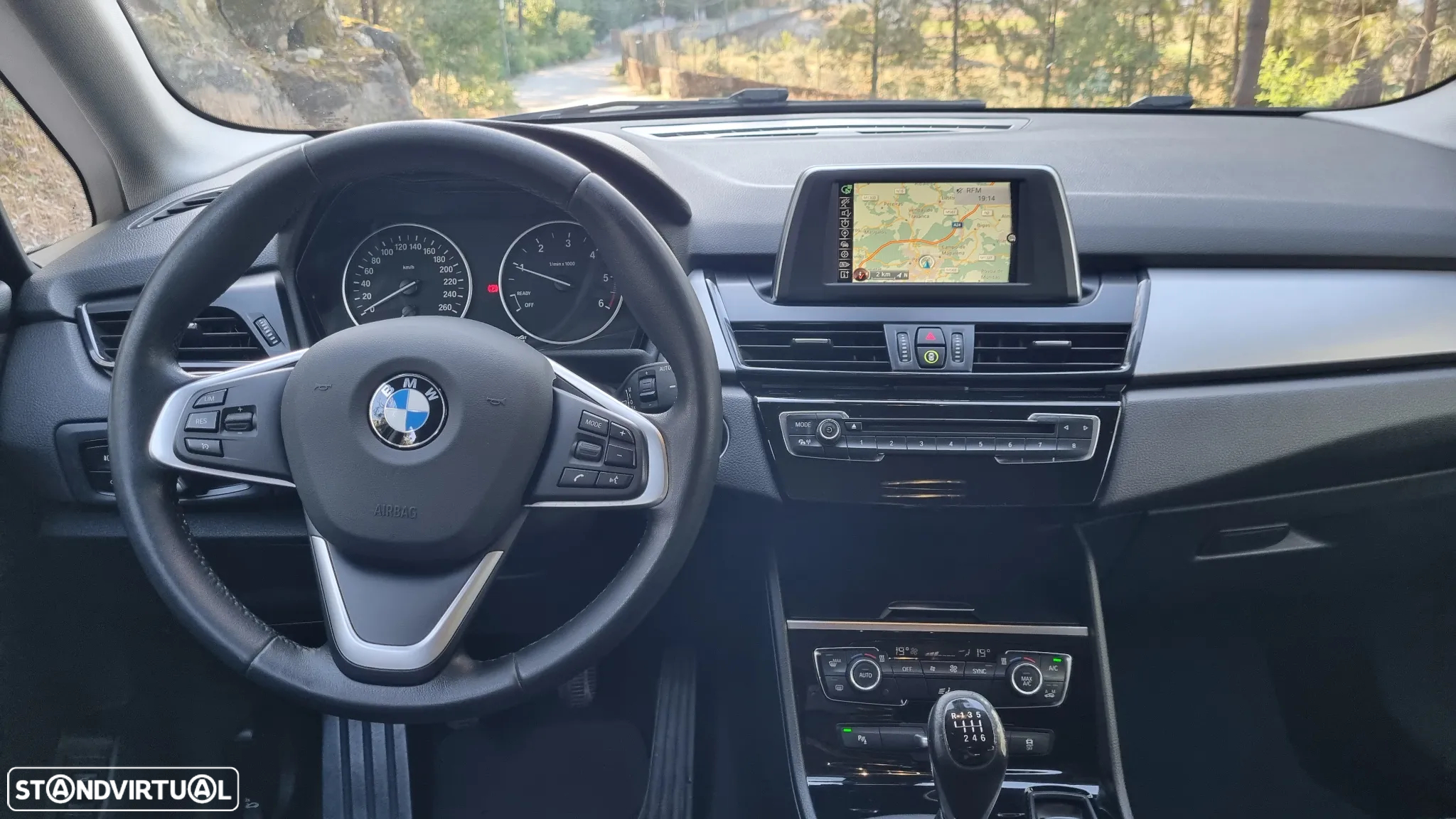 BMW 216 Active Tourer d - 12