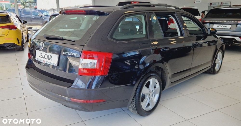 Skoda Octavia 2.0 TDI Ambition DSG - 7