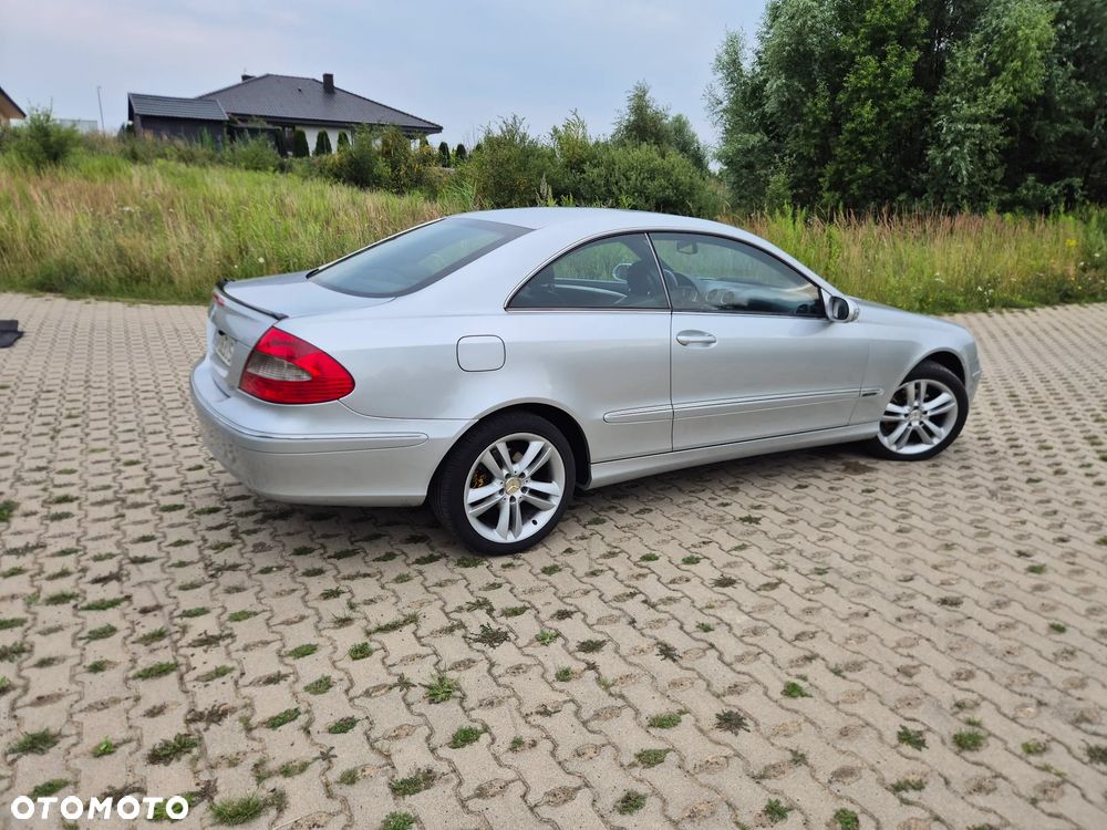 Mercedes-Benz CLK 220 CDI Avantgarde - 6