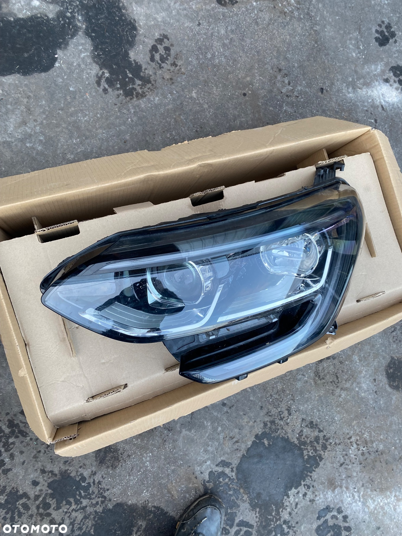 RENAULT MEGANE 4 IV LAMPA PRZEDNIA LEWA REFLEKTOR LEWY PRZÓD LED  LEDOWY SOCZEWKA EUROPA 260601122R Wwa - 2