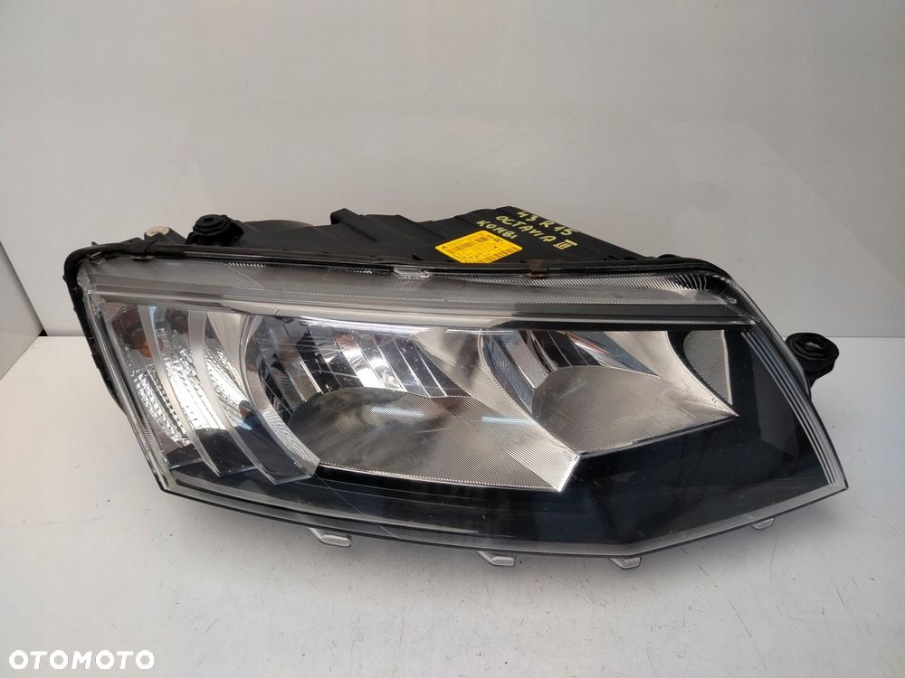 skoda octavia iii 12r- reflektor lampa prawy przód prawa przednia - 5