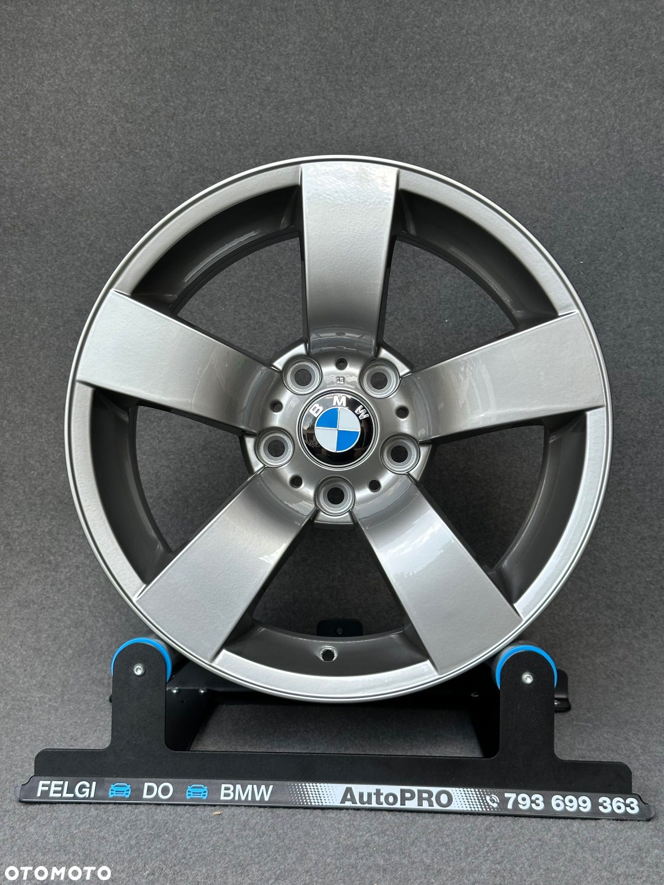 Oryginalne felgi BMW 17 5x120 alufelgi E90 Styling 122 F30 3 E46 Z3 Z4 F20 E87 E81 F10 F12 E60 X1 X3 X4 X5 E39 xDrive 8j ET20 Opel Insignia grafitowe Ferric Grey - 1
