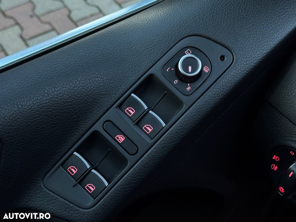 Volkswagen Tiguan 2.0 TDI DPF 4Motion BlueMotion Technology DSG Sport & Style - 16