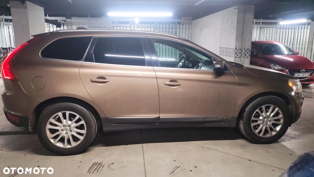 Volvo XC 60 2.4D AWD Summum - 20