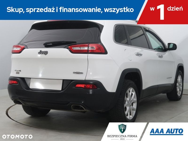 Jeep Cherokee - 7