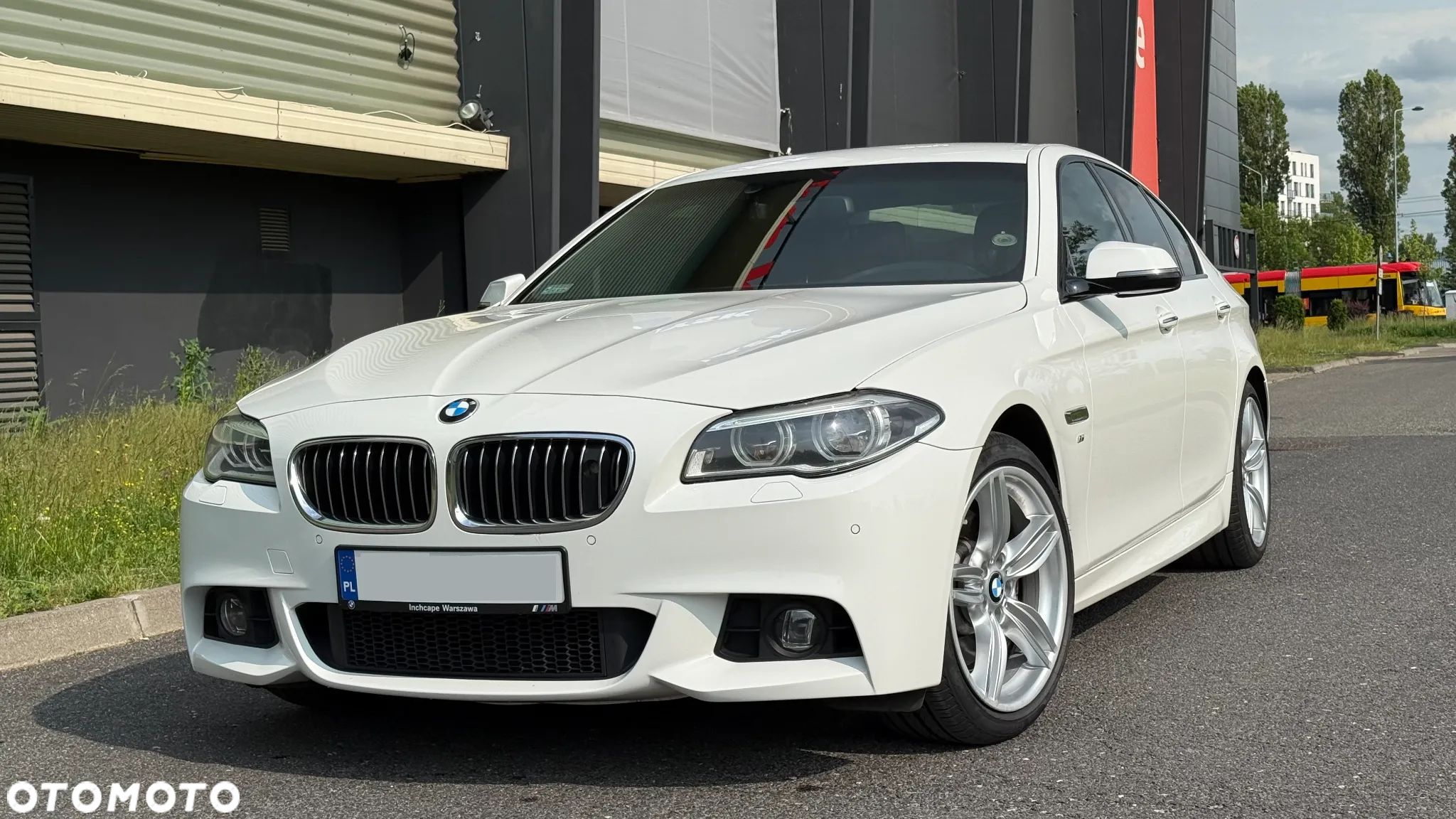 BMW Seria 5 528i xDrive - 1