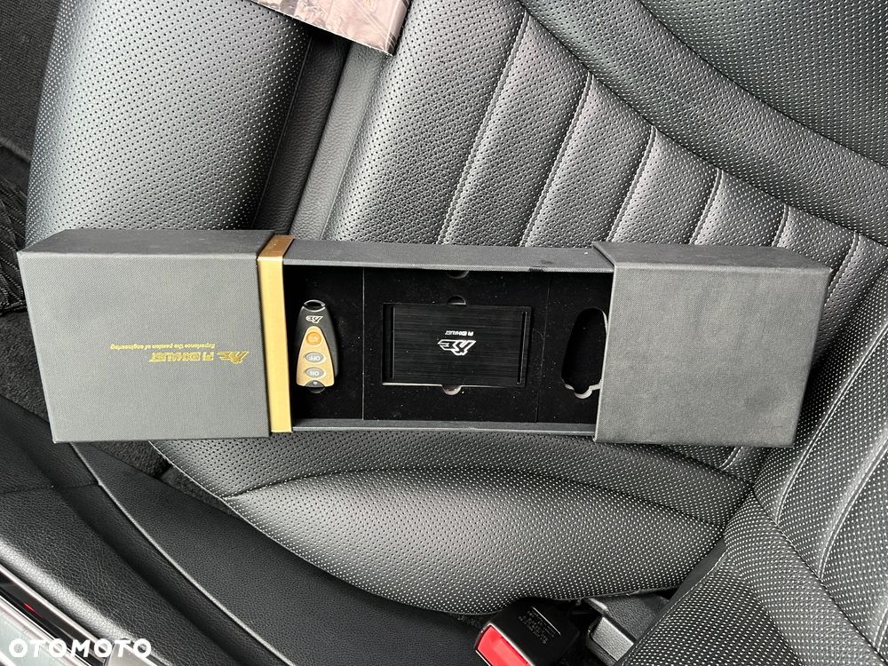 Mercedes-Benz Klasa C 400 4Matic 7G-TRONIC AMG Line - 10
