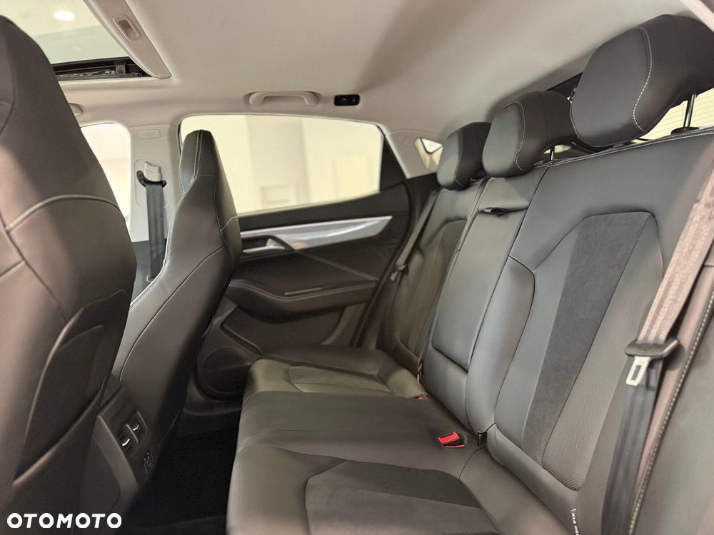 JAC J7 Plus CVT - 18