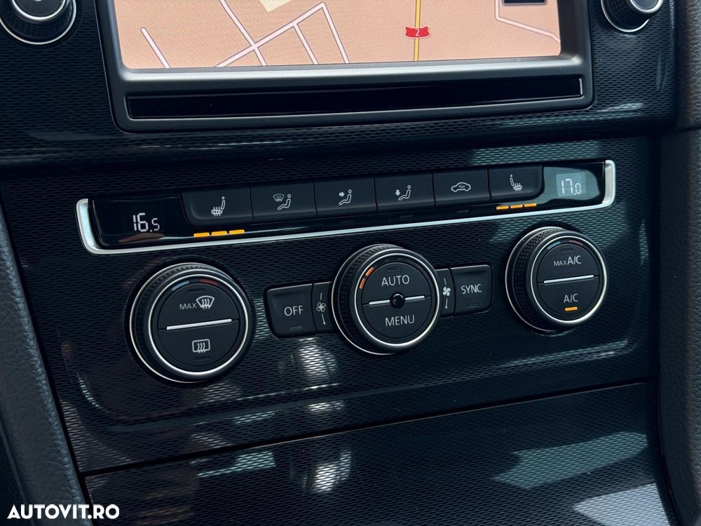 Volkswagen Golf - 14