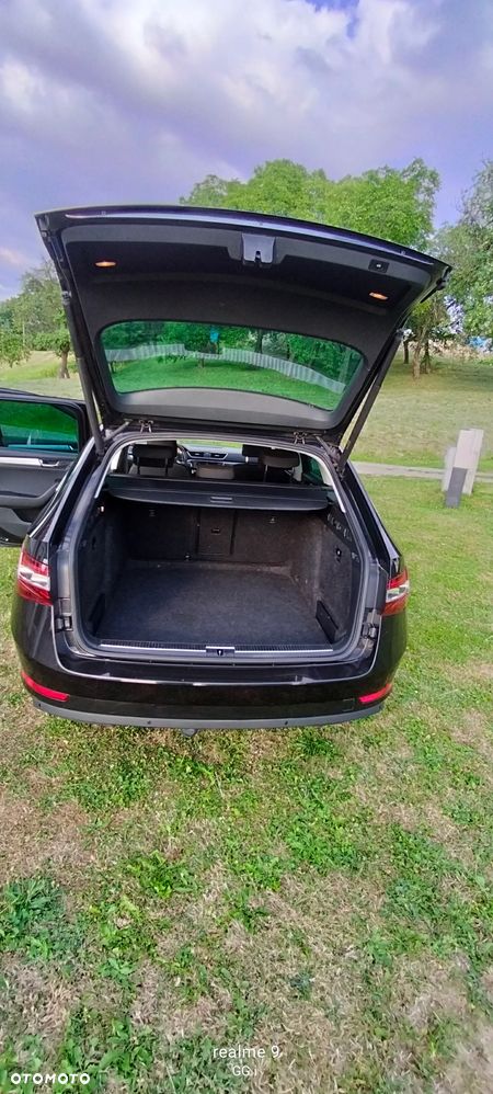 Skoda Superb 2.0 TDI Style - 12