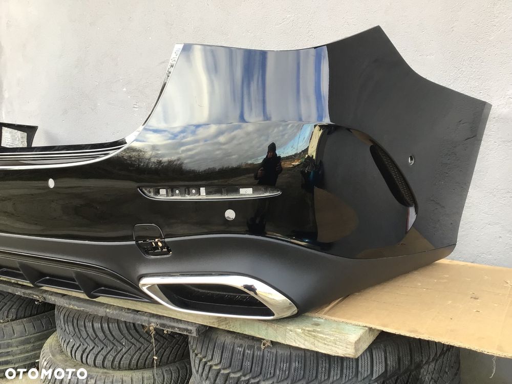 Zderzak tylny Mercedes E- klasa 214 AMG Sedan - 3