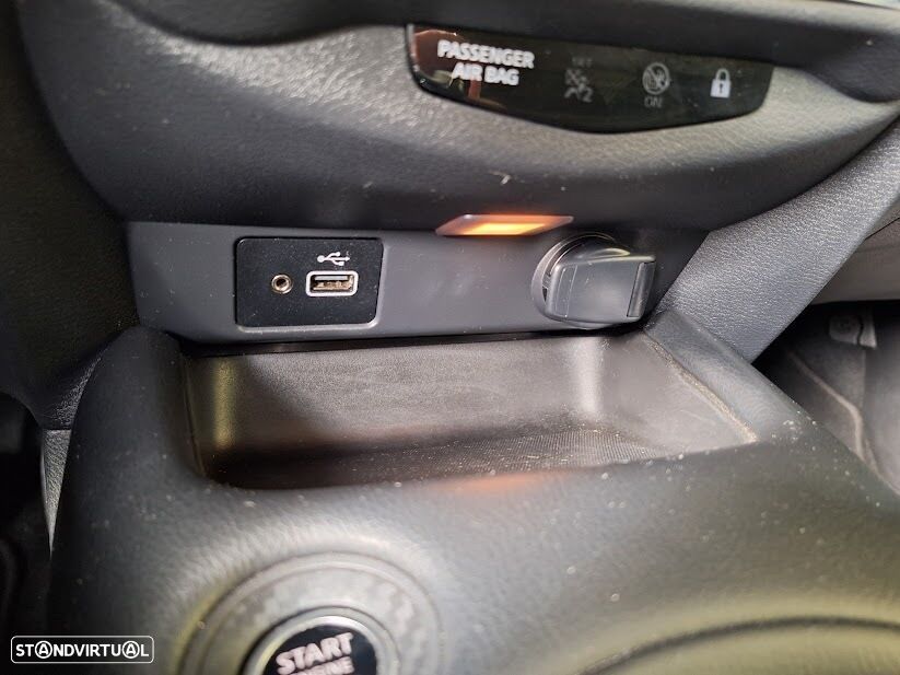 Nissan Juke 1.0 DIG-T N-Design Black DCT - 27