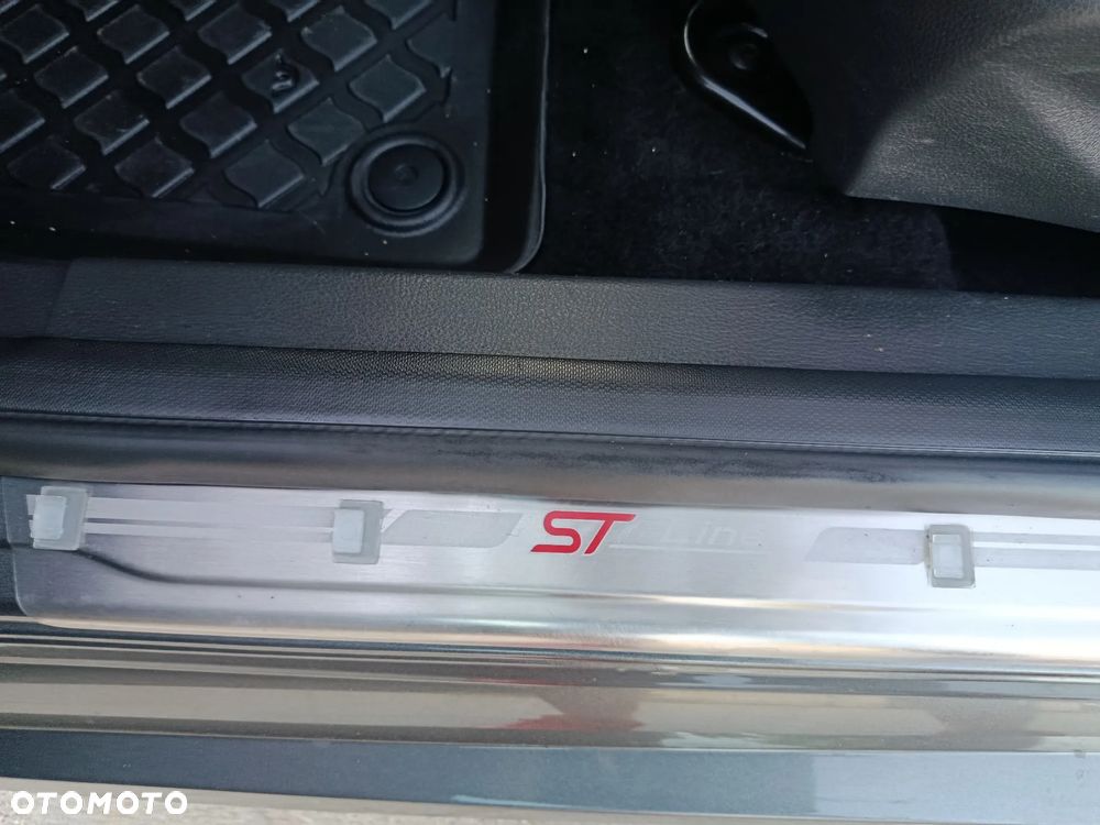 Ford Focus 1.5 EcoBoost STart-Stopp-System ST-LINE - 18