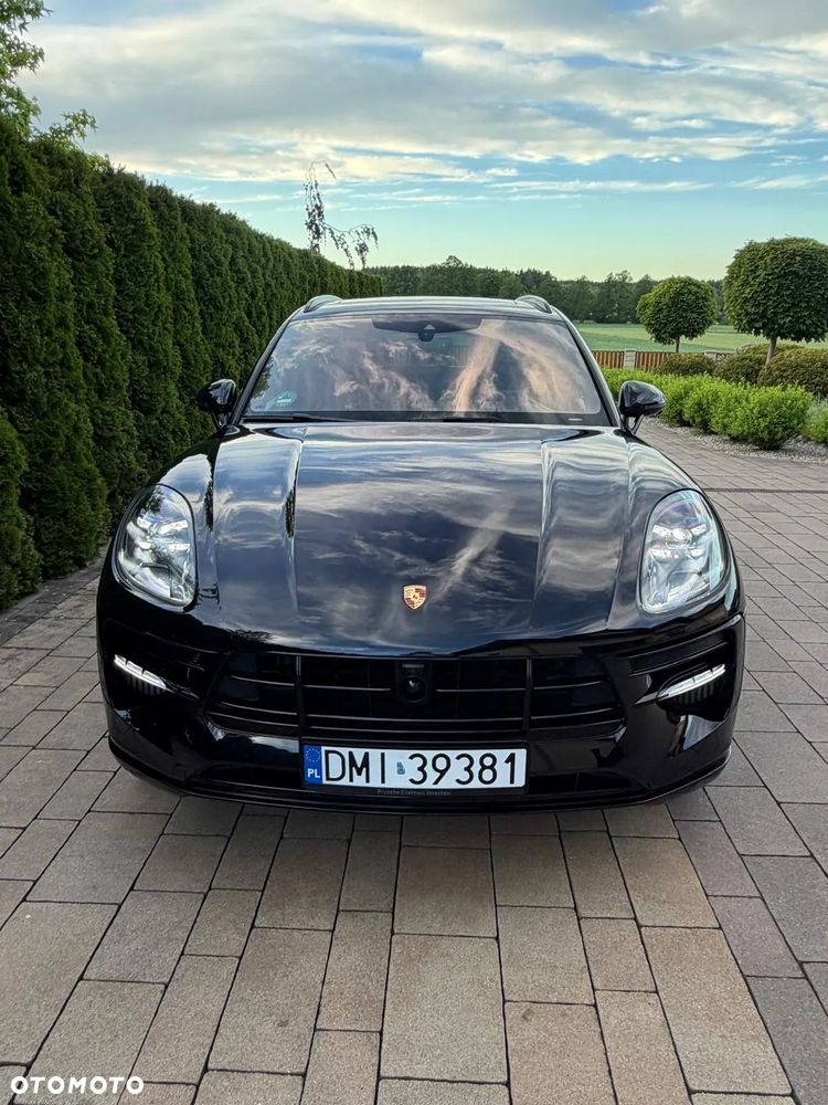 Porsche Macan - 3
