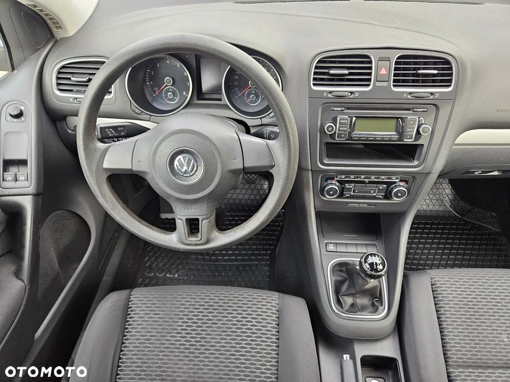 Volkswagen Golf 1.4 Team - 6