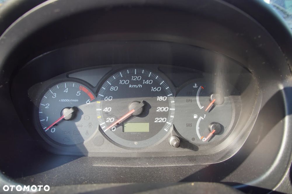 Auto na części - Honda Civic VII 1.7 CTDI 100 KM 4EE2 61MD4 B520P 2002R Silnik Skrzynia Drzwi Maska Błotnik Zderzak Klapa Lampa Lusterko Klamka Szyba Deska Kokpit Sterownik Moduł Czujnik Licznik Panel Kierownica - 9