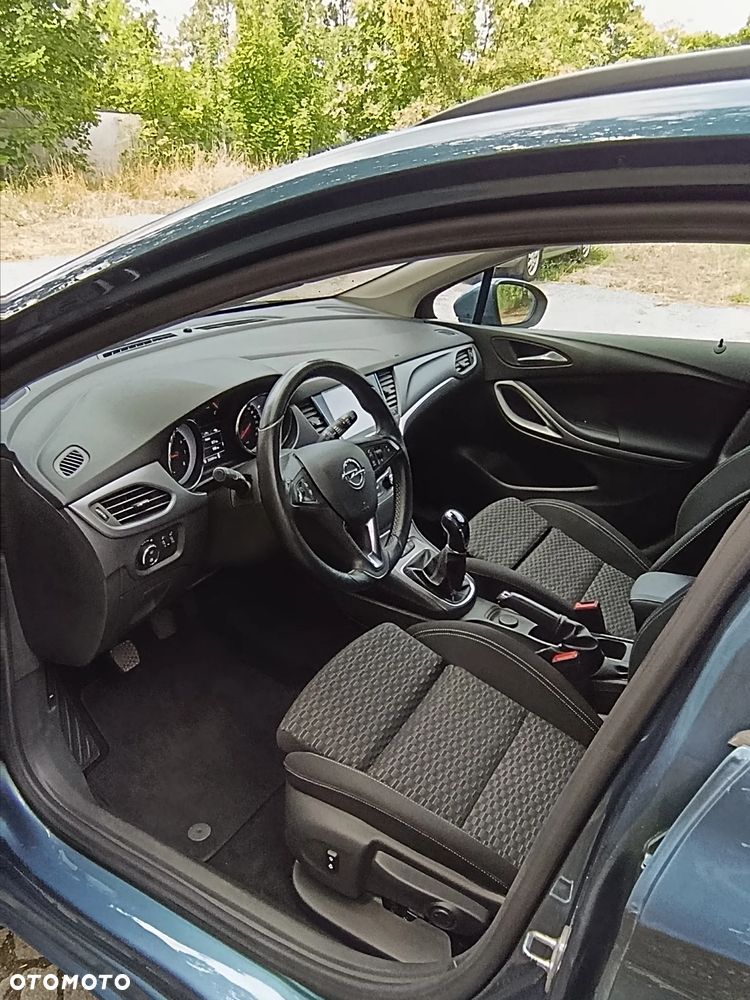 Opel Astra 1.4 Turbo Business - 2