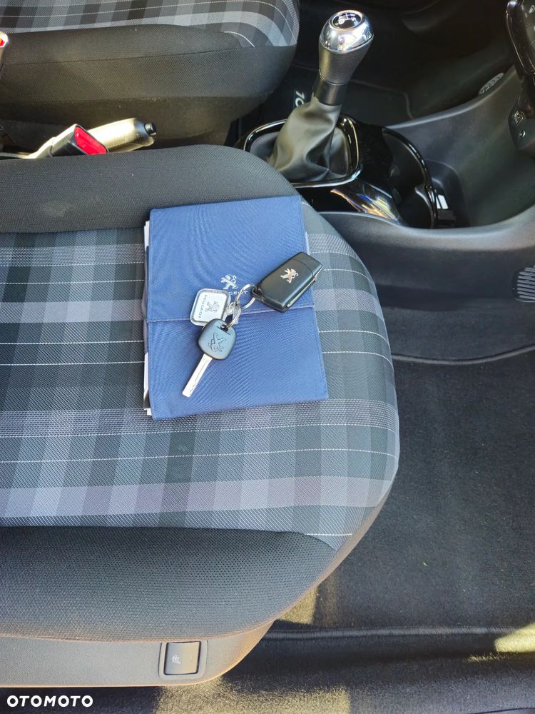 Peugeot 108 VTI 72 Collection - 18