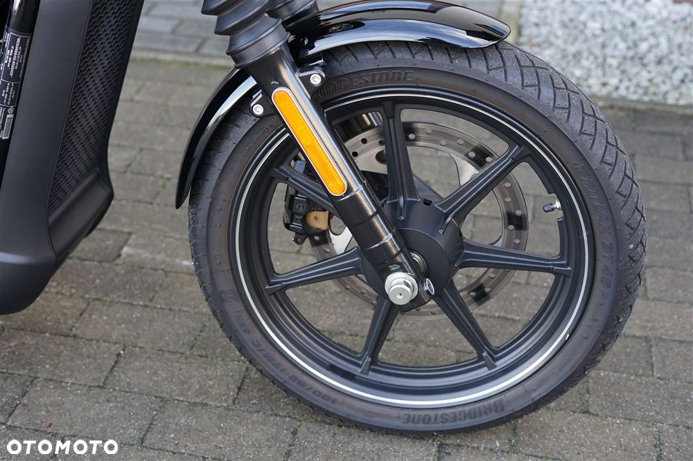 Harley-Davidson Street 750 - 14