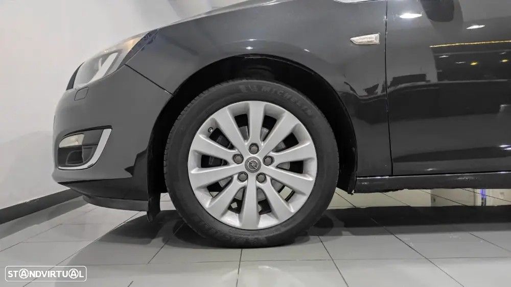 Opel Astra Sports Tourer 1.6 CDTi Executive S/S - 11