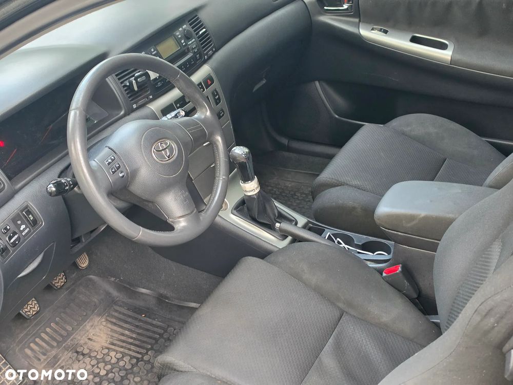 Toyota Corolla 1.4 VVT-i Terra - 11