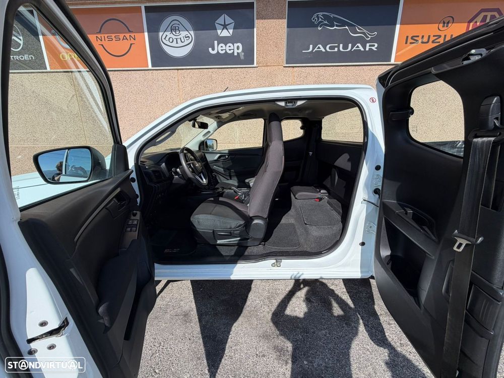 Isuzu D-Max - 10