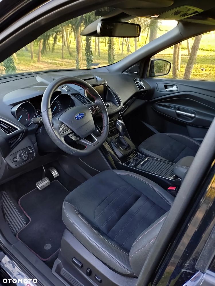 Ford Kuga 2.0 TDCi 4x4 ST-Line - 18