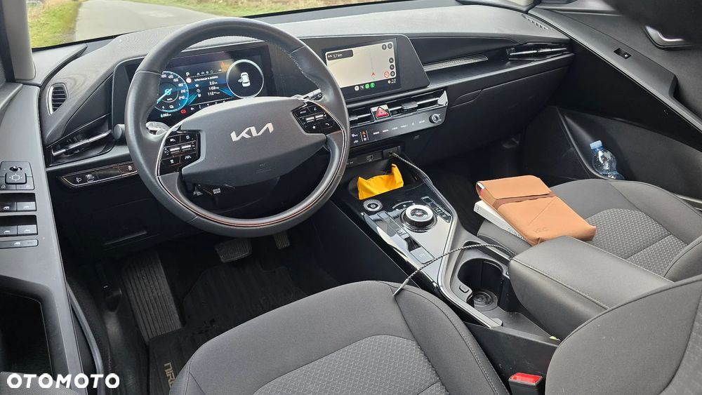 Kia Niro 64kWh M - 6
