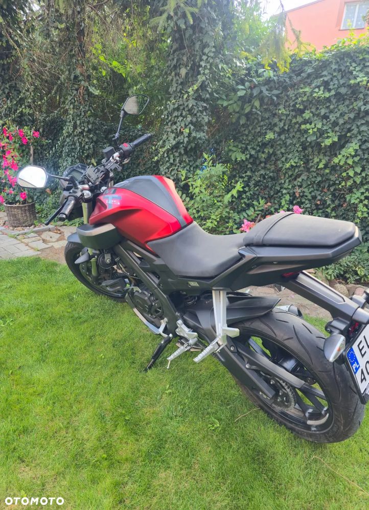 Yamaha MT - 1