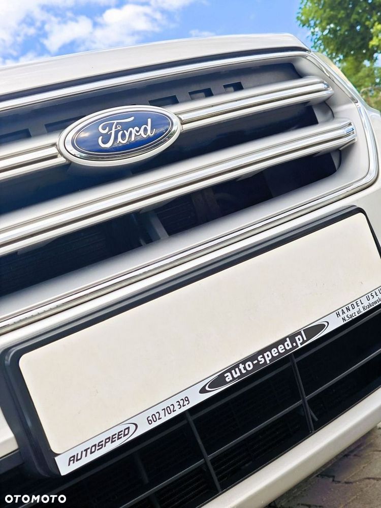 Ford Kuga - 22