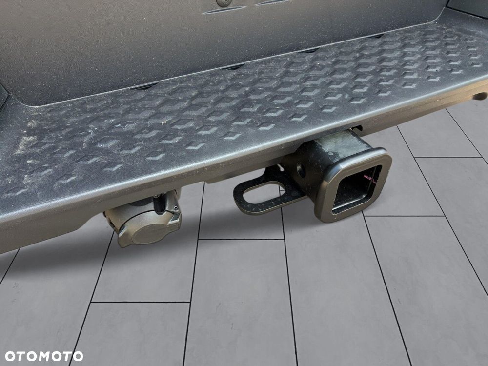 Volkswagen Amarok - 39