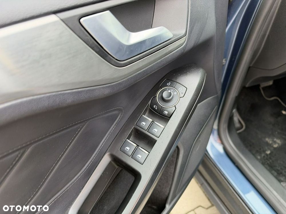 Ford Focus - 12