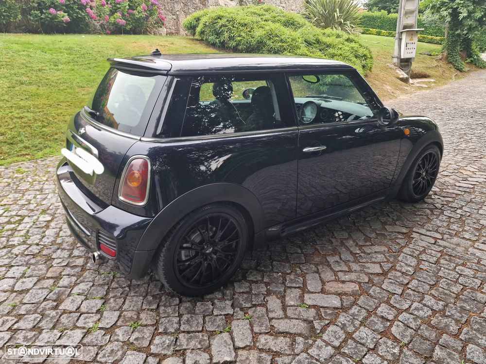 MINI 3 Portas Cooper D - 10