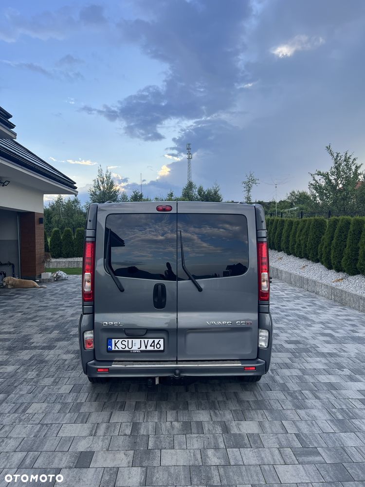 Opel Vivaro - 4