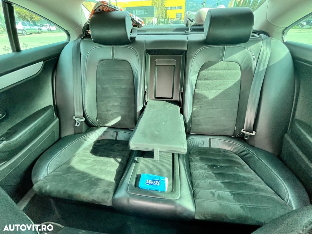 Volkswagen Passat CC - 4