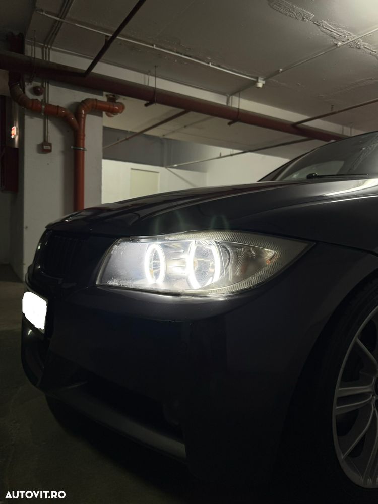 BMW Seria 3 320i - 4