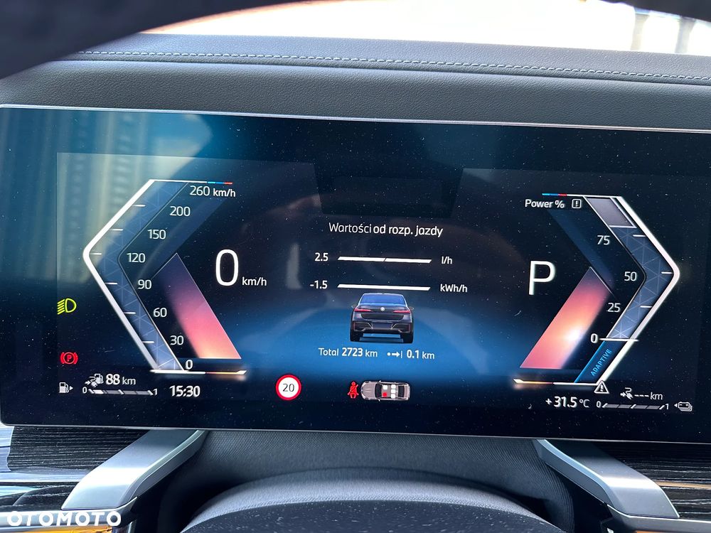 BMW Seria 7 750e PHEV xDrive M Sport sport - 16