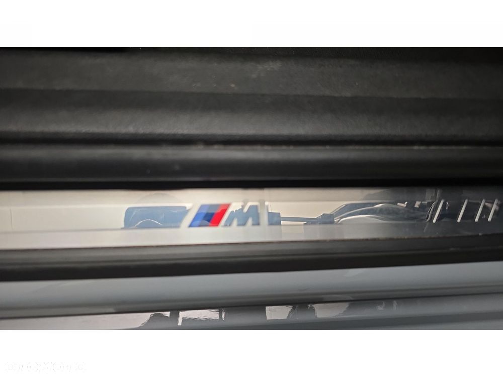 BMW Seria 3 320d xDrive M Sport - 29