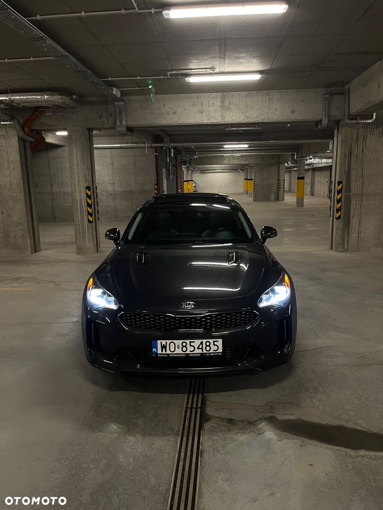 Kia Stinger 3.3 T-GDI V6 GT AWD - 24