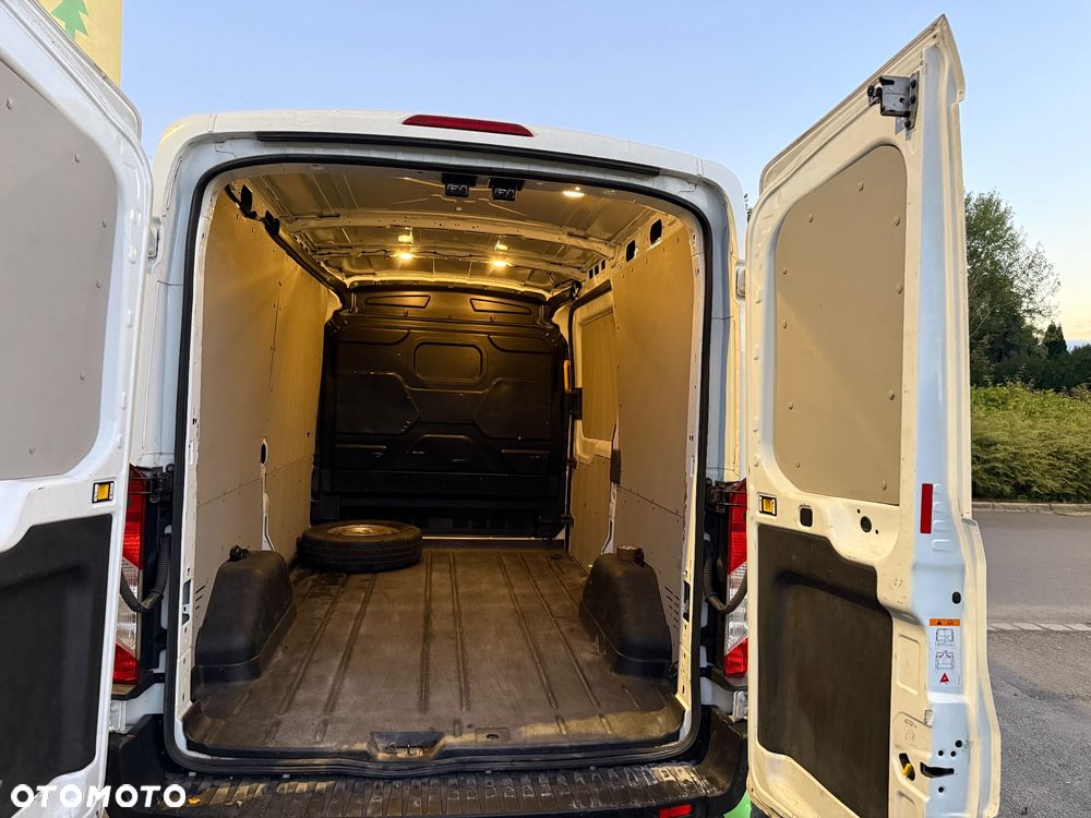 Ford Transit - 17
