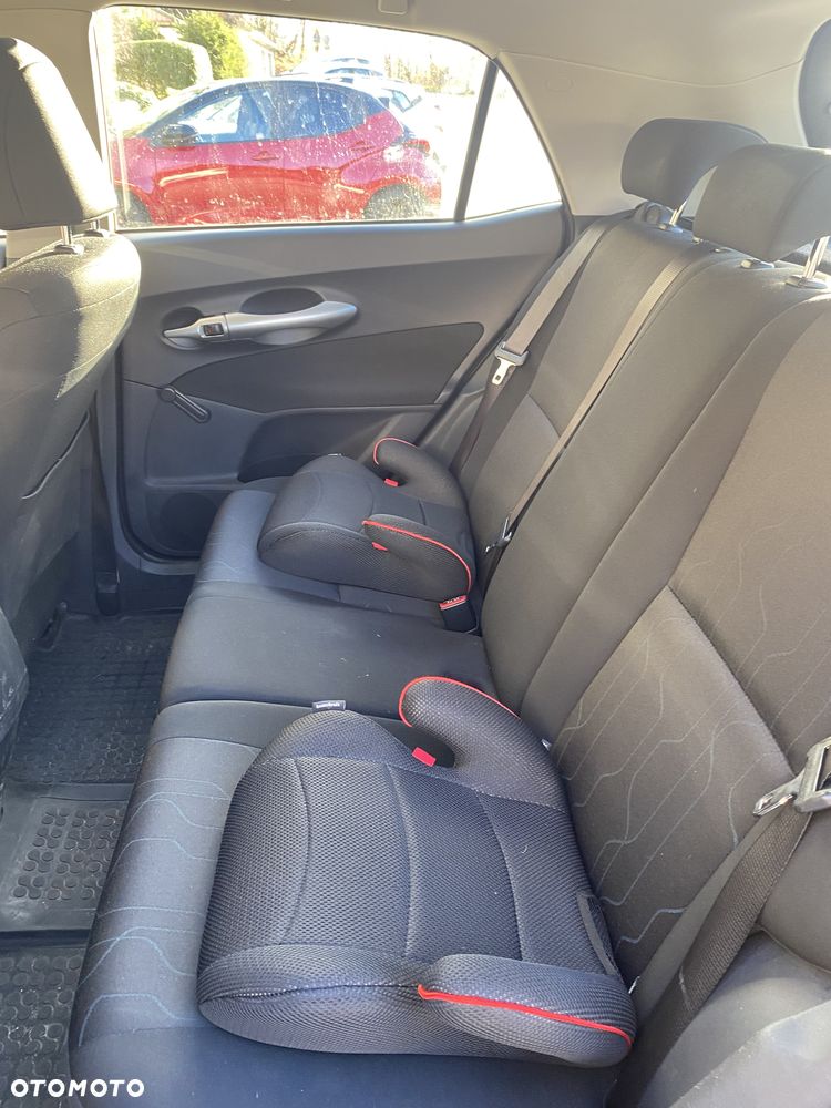 Toyota Auris 1.33 VVT-i Life - 11